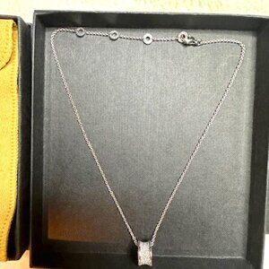 BVLGARI -B.zero 18kt white Gold and Diamond Pendant Necklace